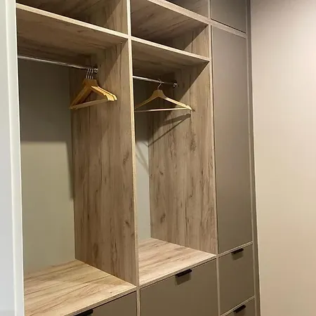 Gold Centrum Garaz *