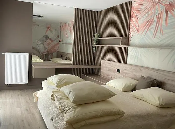 Lägenhet Gold Centrum Garaz