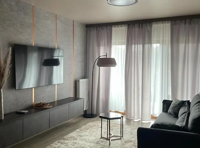 Gold Centrum Garaz *