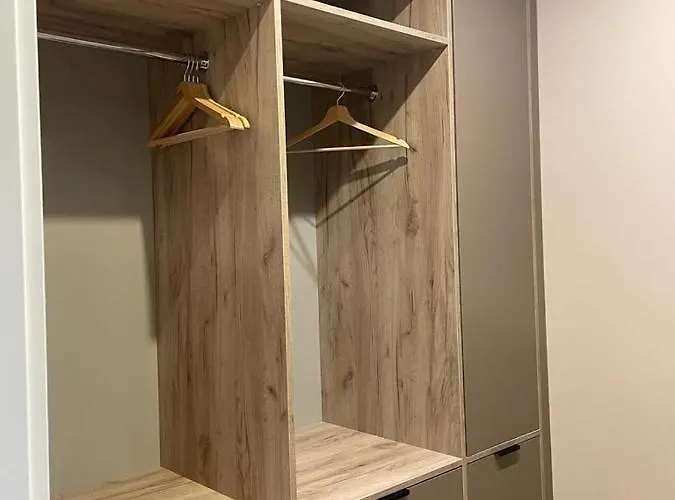 Gold Centrum Garaz *